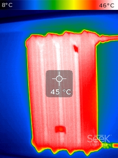 Zdjęcie termowizyjne grzejnika żeliwnego